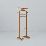 1174 4053 VALET STAND